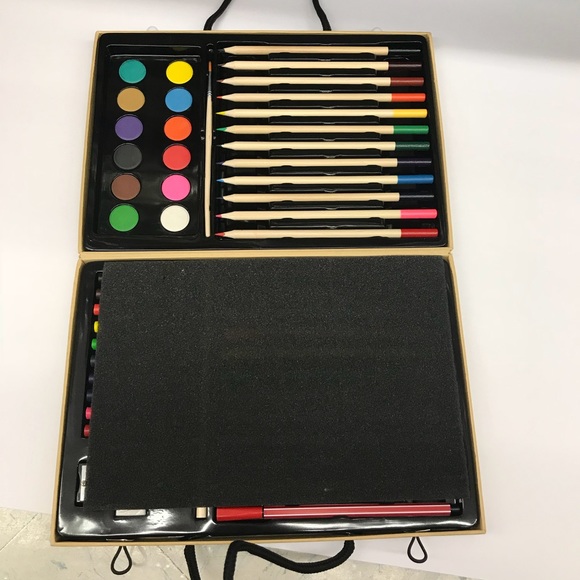 51 Piece Colorama Coloring Kit & Colorama Book. - Picture 3 of 8